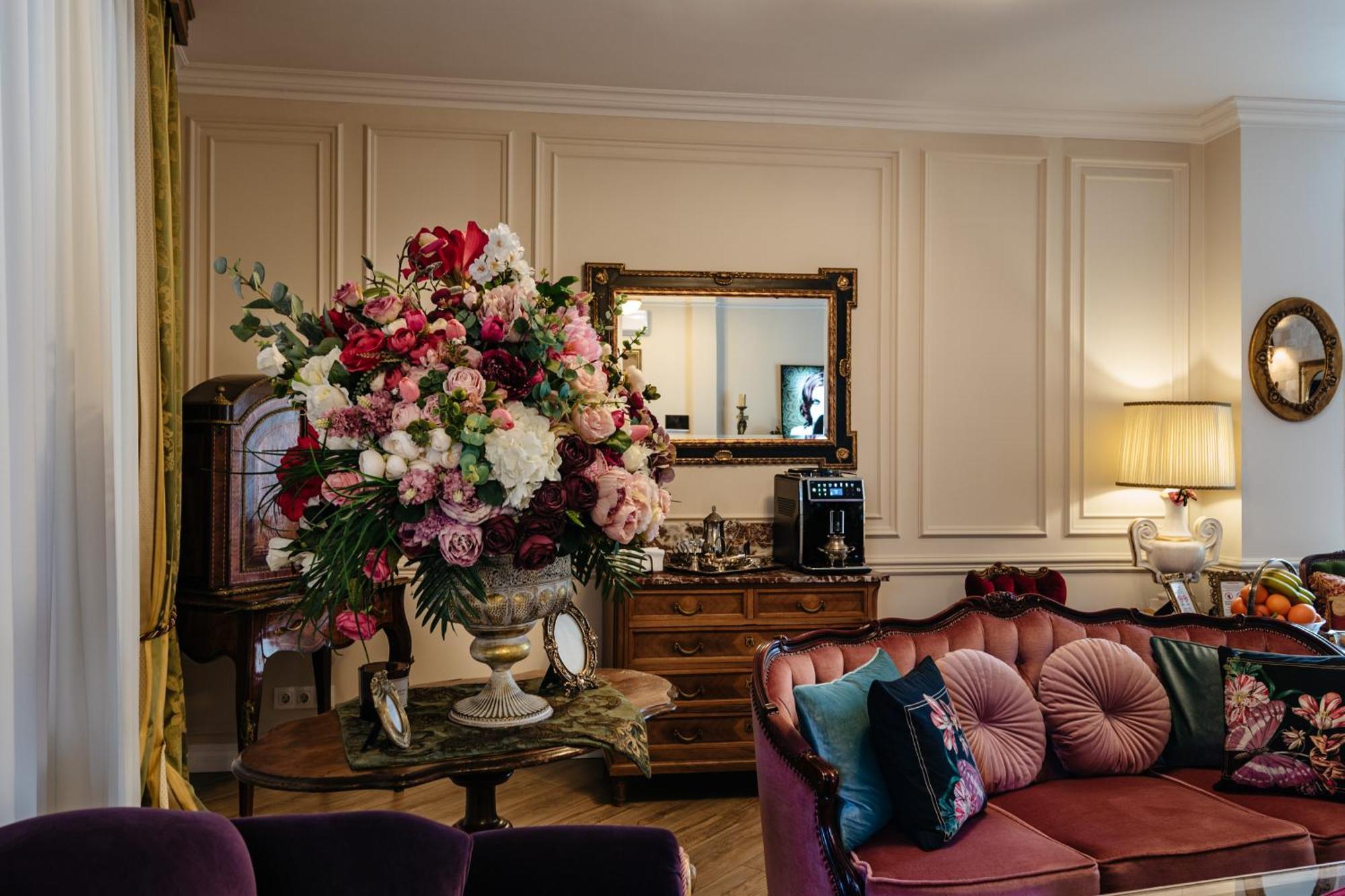 Ateneea Luxury Rooms Cluj-Napoca Ngoại thất bức ảnh