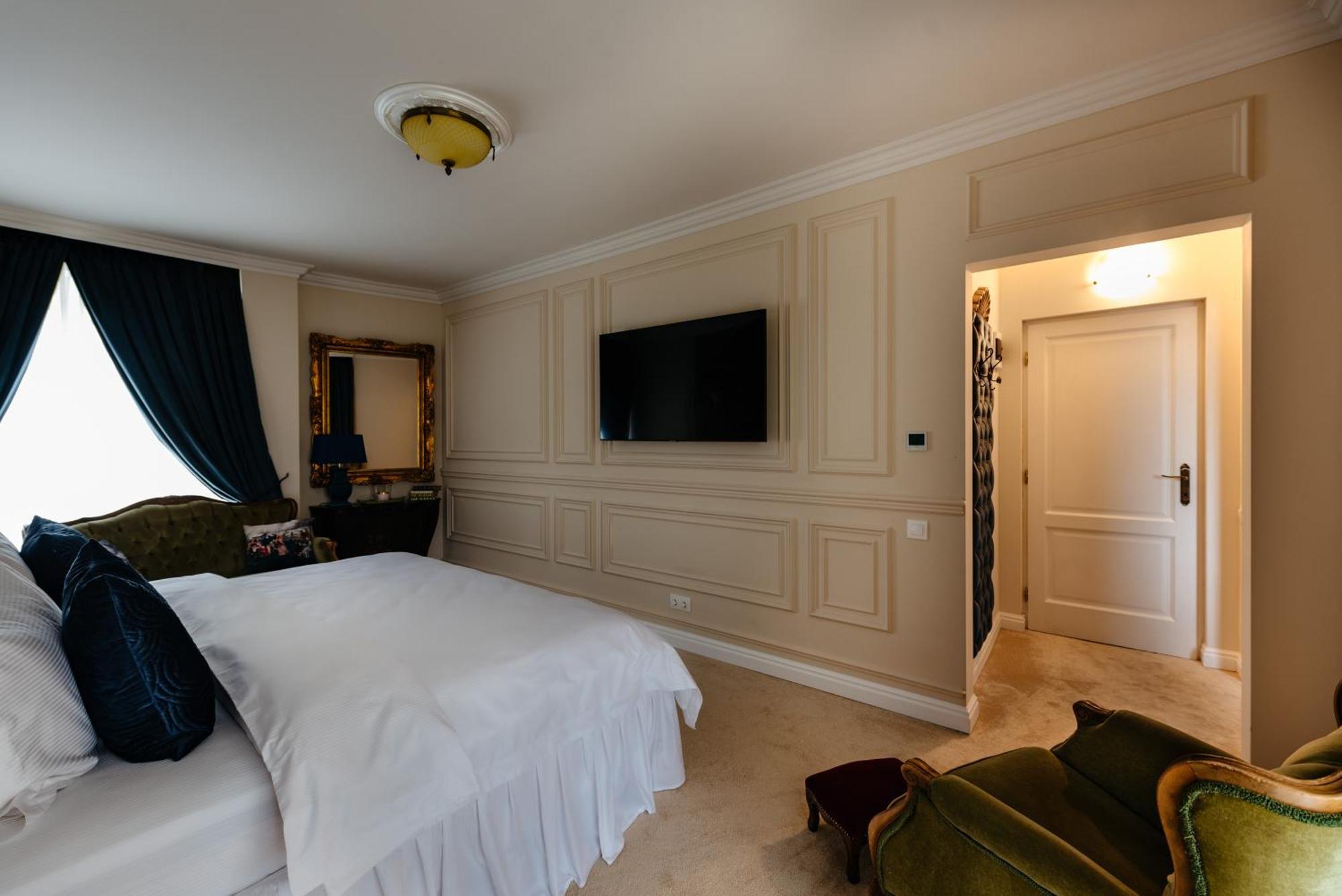 Ateneea Luxury Rooms Cluj-Napoca Ngoại thất bức ảnh