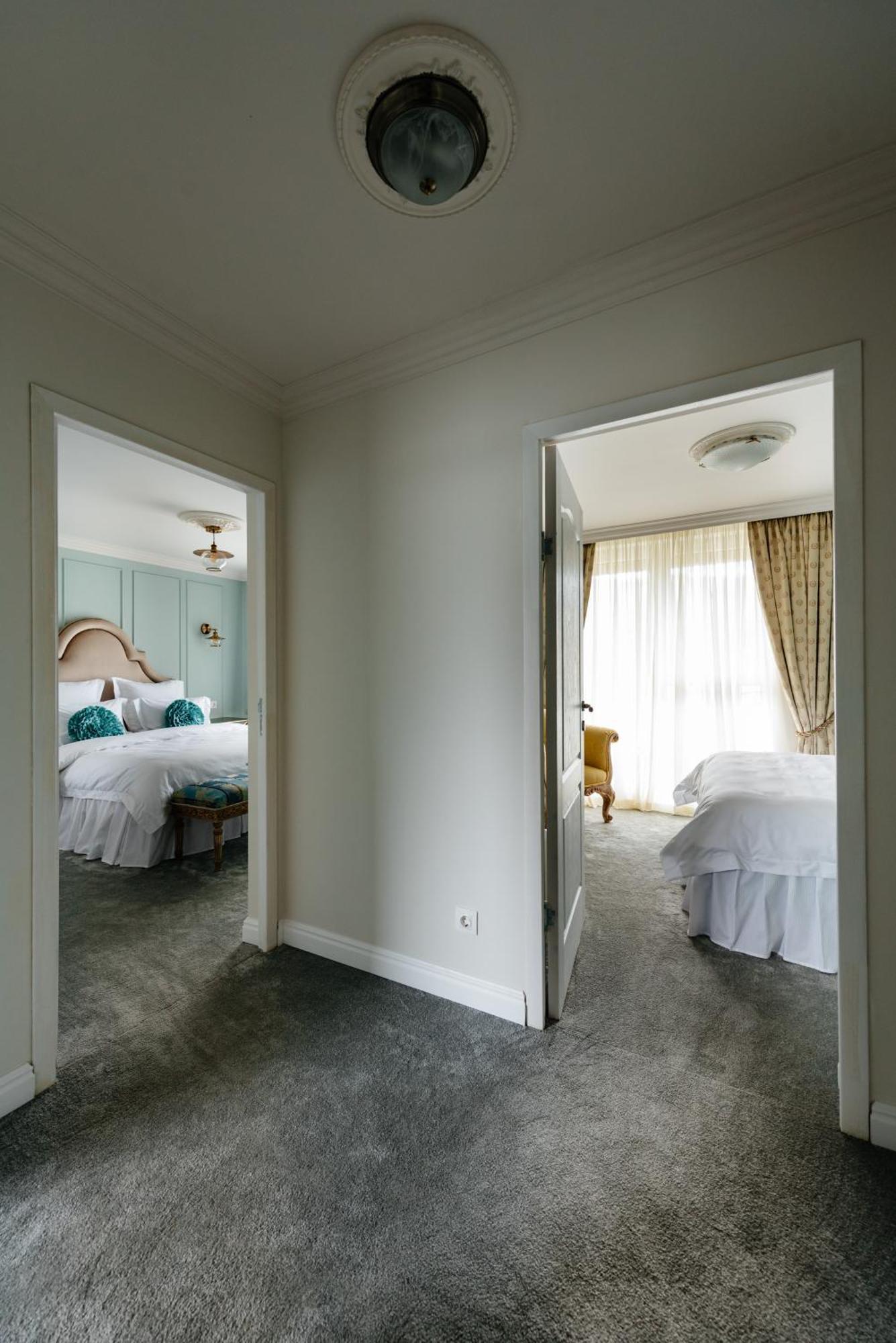 Ateneea Luxury Rooms Cluj-Napoca Ngoại thất bức ảnh