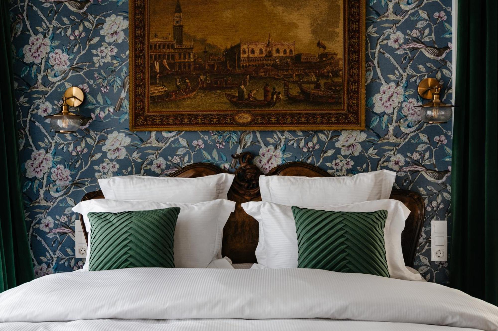 Ateneea Luxury Rooms Cluj-Napoca Ngoại thất bức ảnh