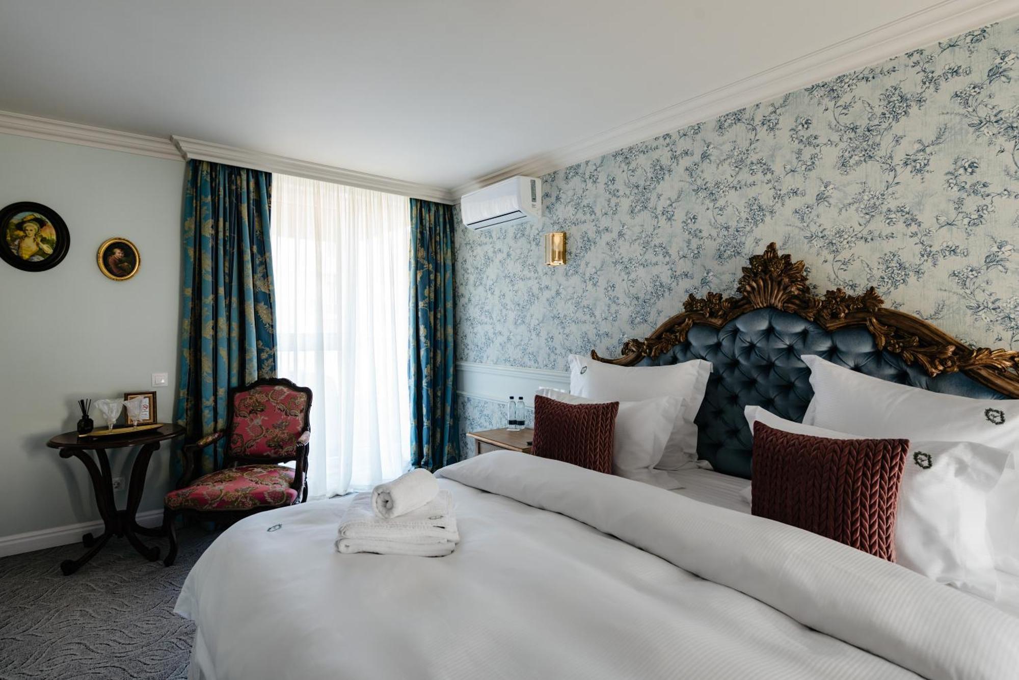 Ateneea Luxury Rooms Cluj-Napoca Ngoại thất bức ảnh