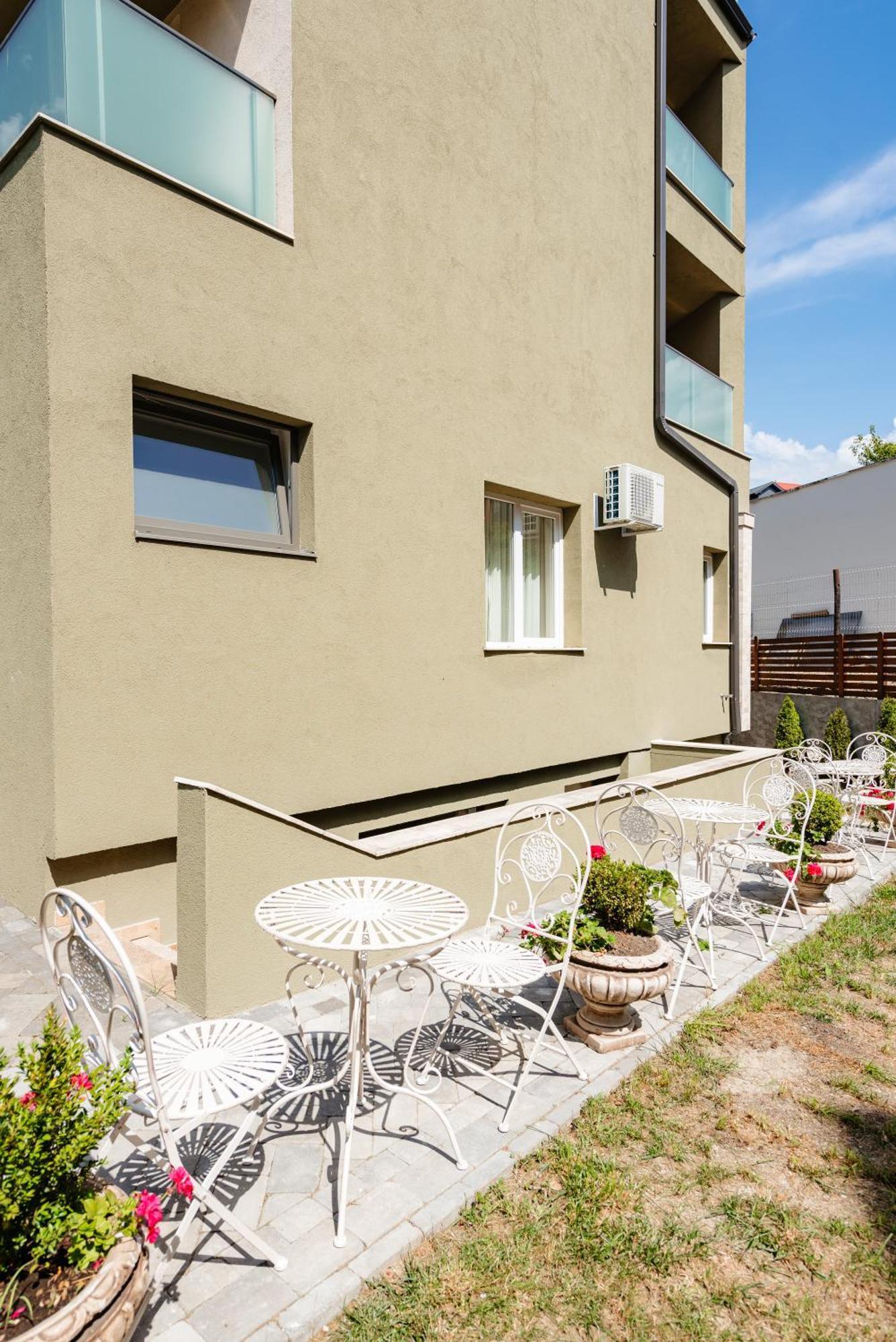 Ateneea Luxury Rooms Cluj-Napoca Ngoại thất bức ảnh